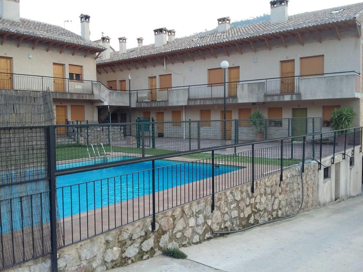 Alojamiento Galdon Arroyo Frio Exterior photo